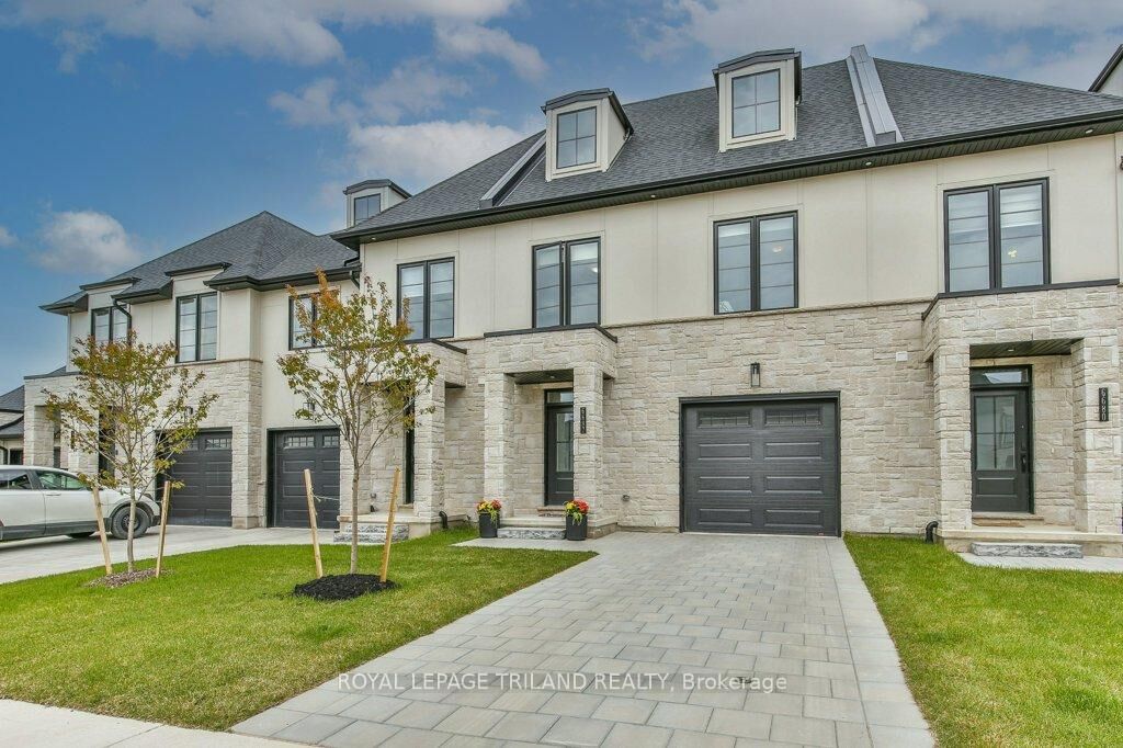 Property Photo:  6682 Hayward Drive  ON N6P 0J5 