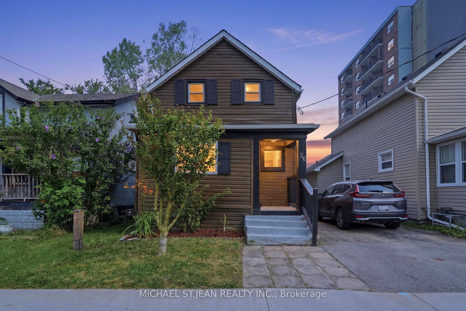 Property Photo:  26 State Street  ON L3B 4K3 