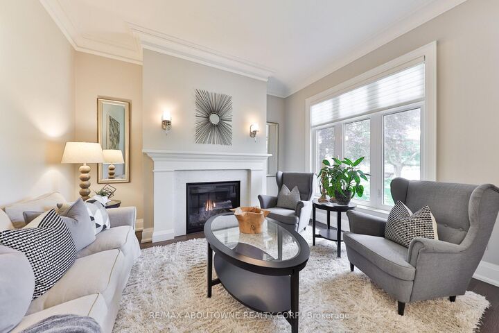 Property Photo: 408 Saville Crescent ON L6L 3T8