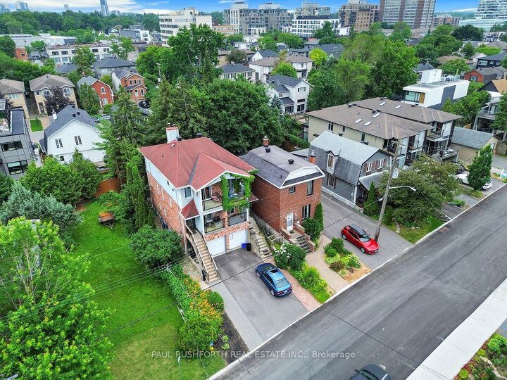 Property Photo: 366 Wilmont Avenue ON K2A 0B1