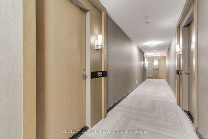 Property Photo: 18 Uptown Drive 223 ON L3R 5M5