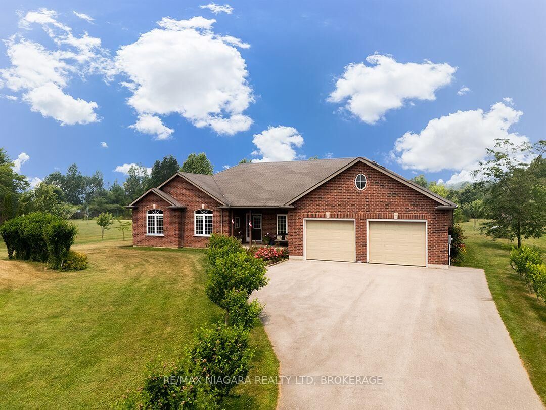 Property Photo: 11004 Lakeshore Road ON L3K 5V4