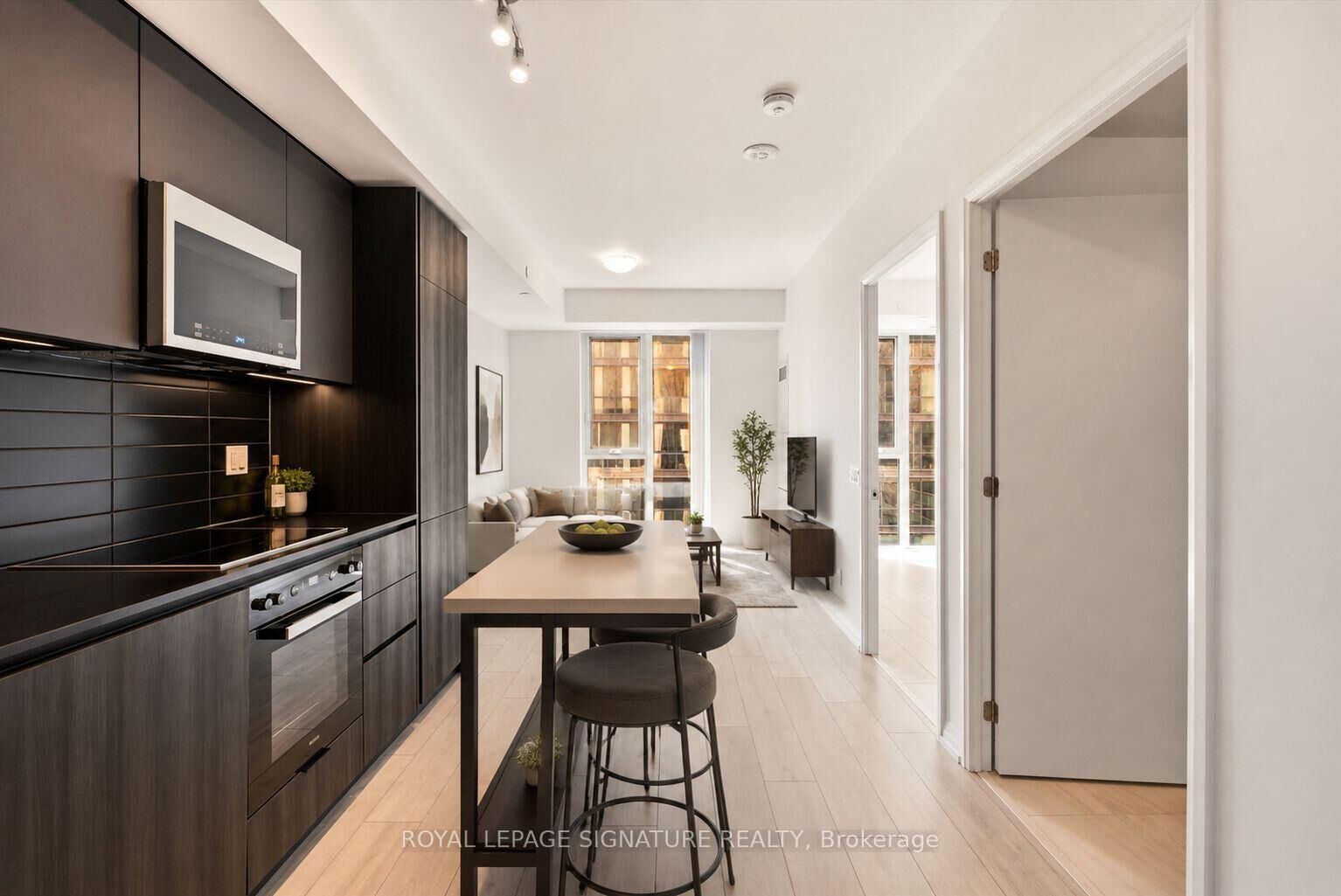 Photo de la propriété: 400 King Street W 1519 ON M5V 1K2