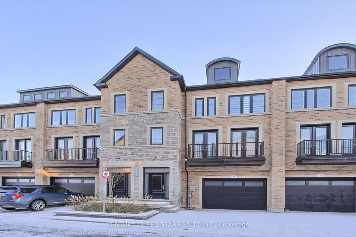 Property Photo: 260 Eagle Street 23 ON L3Y 1K1