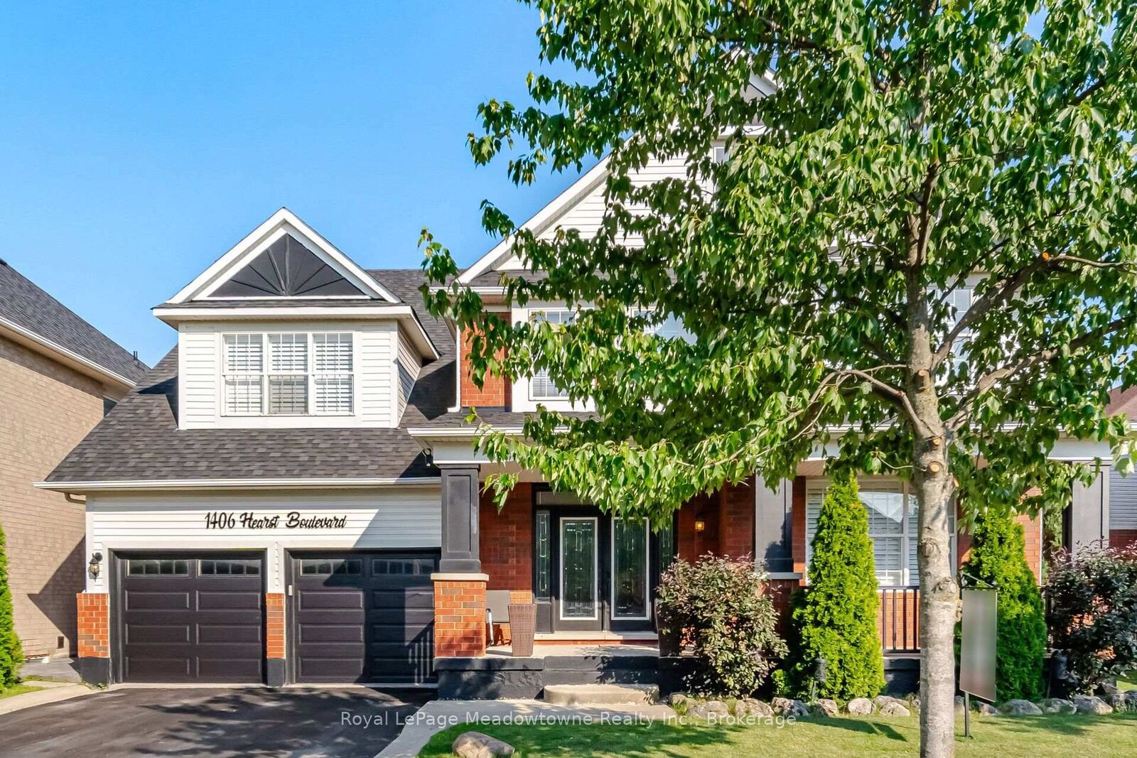 Property Photo: 1406 Hearst Boulevard ON L9T 6M6