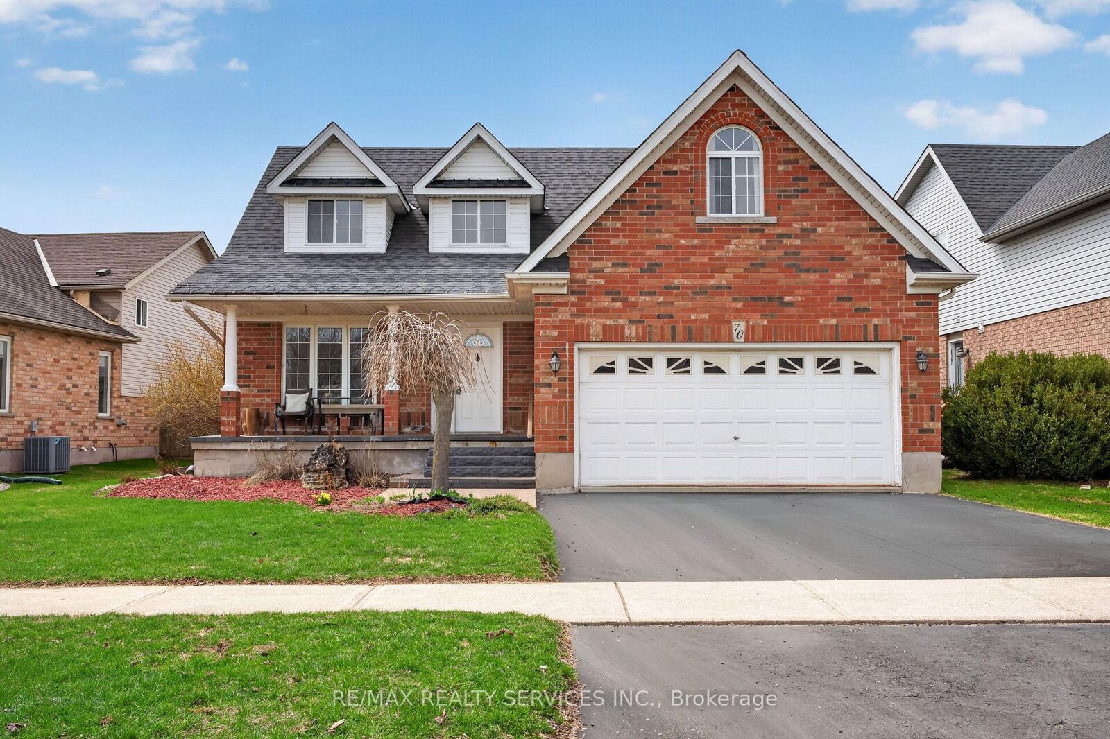 Property Photo: 70 Hunter Road ON L9W 5C5