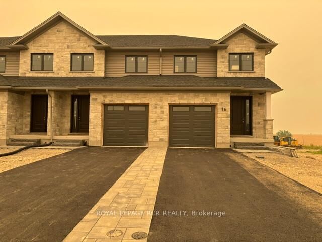 16 Reid Hill Drive — photo 1
