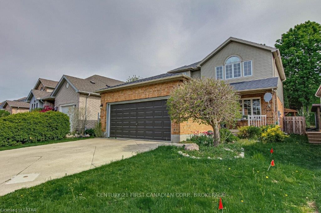 Property Photo: 91 Meadowridge Road ON N6H 5E6