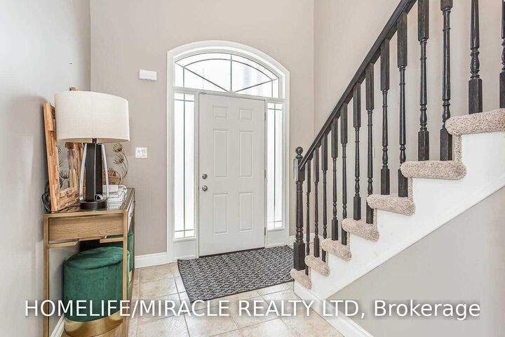 Property Photo: 944 Dunblane Court ON N2R 1W9