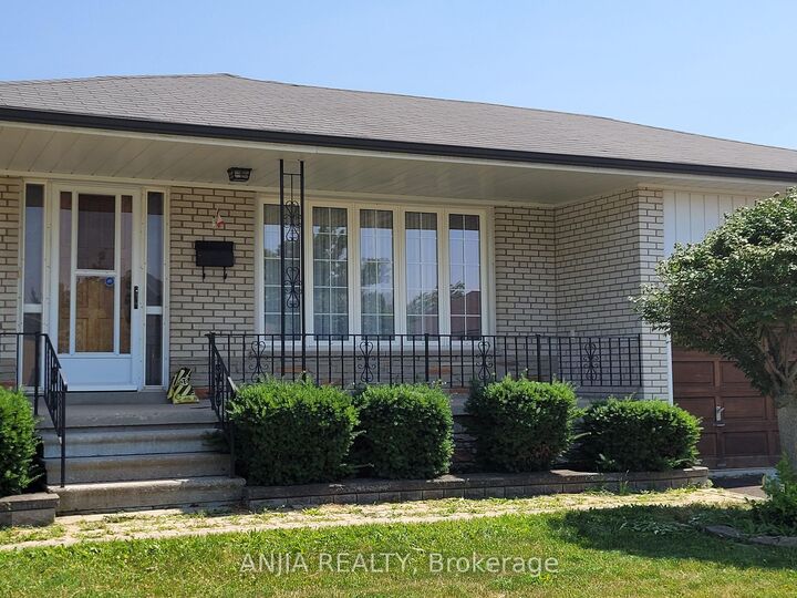 Property Photo: 1299 Shamir Crescent Basement ON L5C 1L2