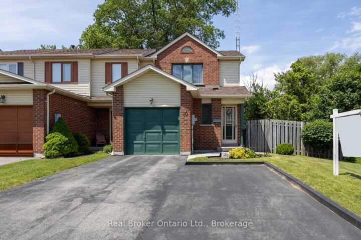 Property Photo: 10 Climie Court ON L1C 4P5