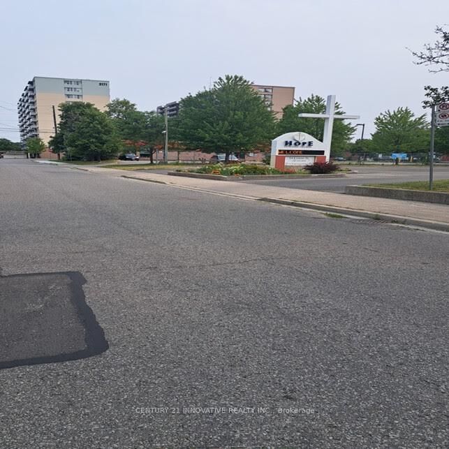 Property Photo: 11 Centre Street ON M1J 3B4