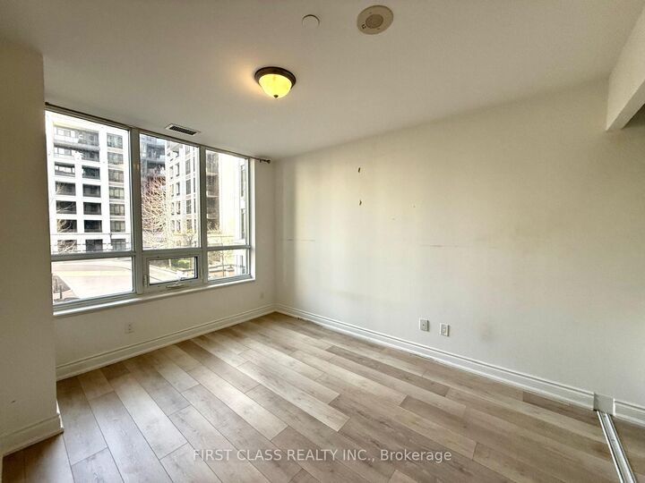 Property Photo: 38 Cedarland Drive 315 ON L6G 1C7