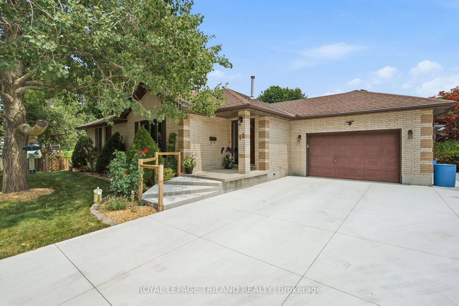 Property Photo: 12 Shepherd Avenue ON N5V 4S3