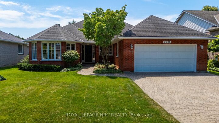 Property Photo: 7690 Mount Carmel Boulevard ON L2H 2Y3