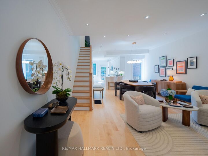 Property Photo: 65 Hampton Avenue ON M4K 2Y7