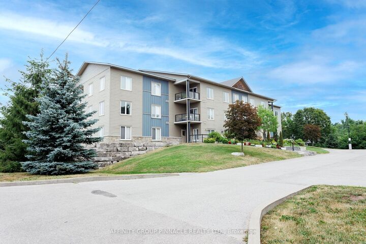 Property Photo: 94 Francis Street 105 ON K0M 1N0