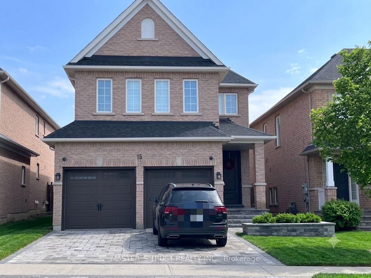 Property Photo: 15 Mirando Street ON L4S 2W8