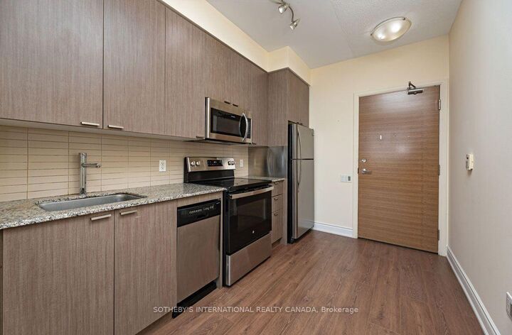 Property Photo:  23 Sheppard Avenue E 2505  ON M2N 0C8 