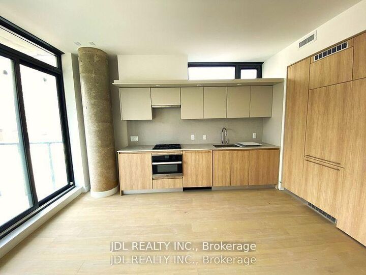 Property Photo: 81 Wellesley Street E 1007 ON M4Y 0C5