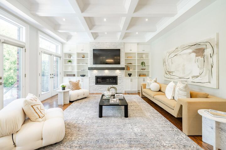 Property Photo: 242 Betty Ann Drive ON M2R 1A7