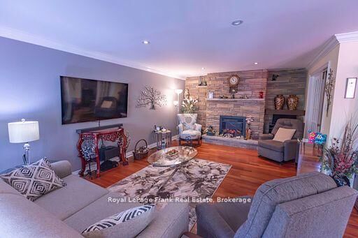 Property Photo: 200 East Street 607 ON K0M 1A0