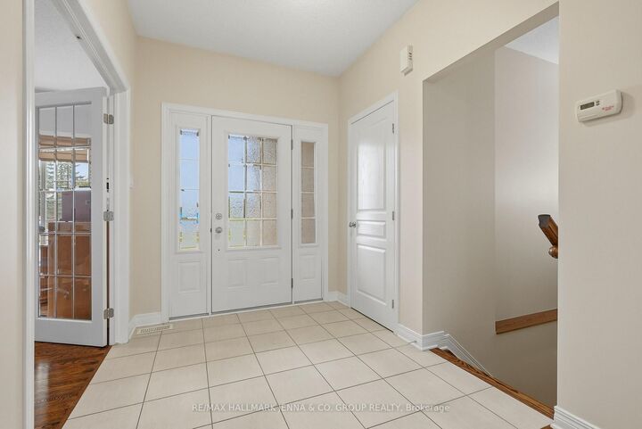 Property Photo: 15 Baywood Drive ON K2S 2G2