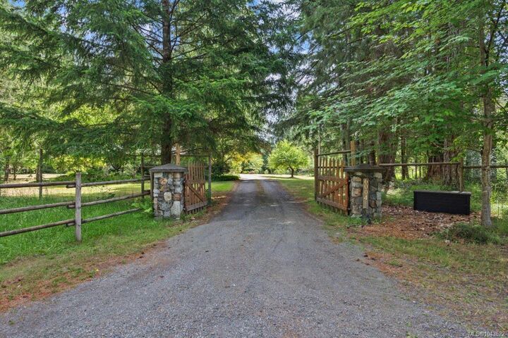 Property Photo: 6004 Nelson Rd BC V9J 1N9