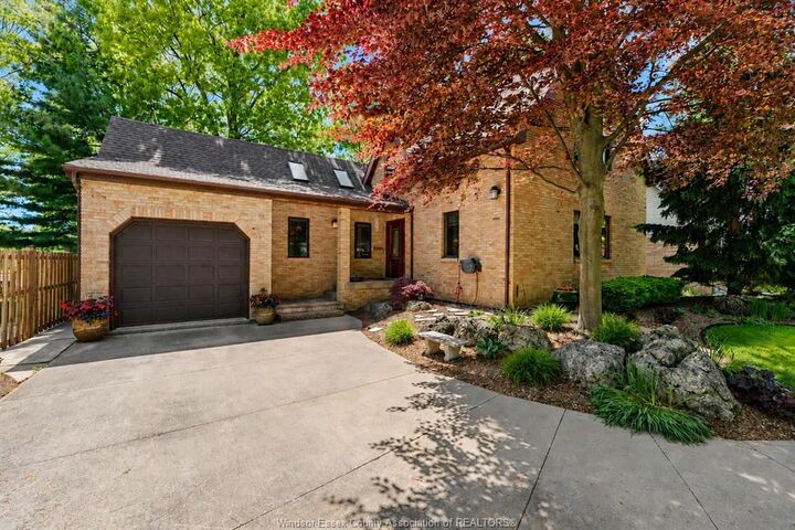 Property Photo: 21072 Pier Road ON N0P 2P0