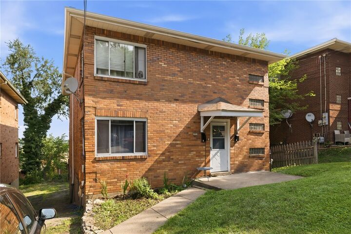 Property Photo: 6557 Rosemoor St PA 15217