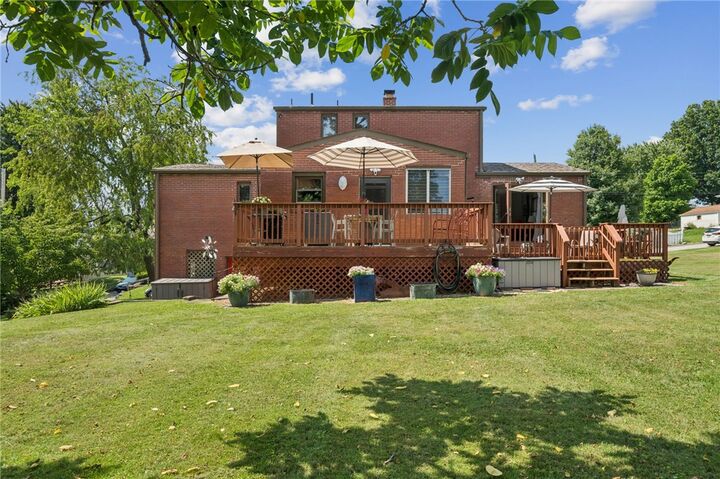 Property Photo: 1806 Miller Ave PA 15146