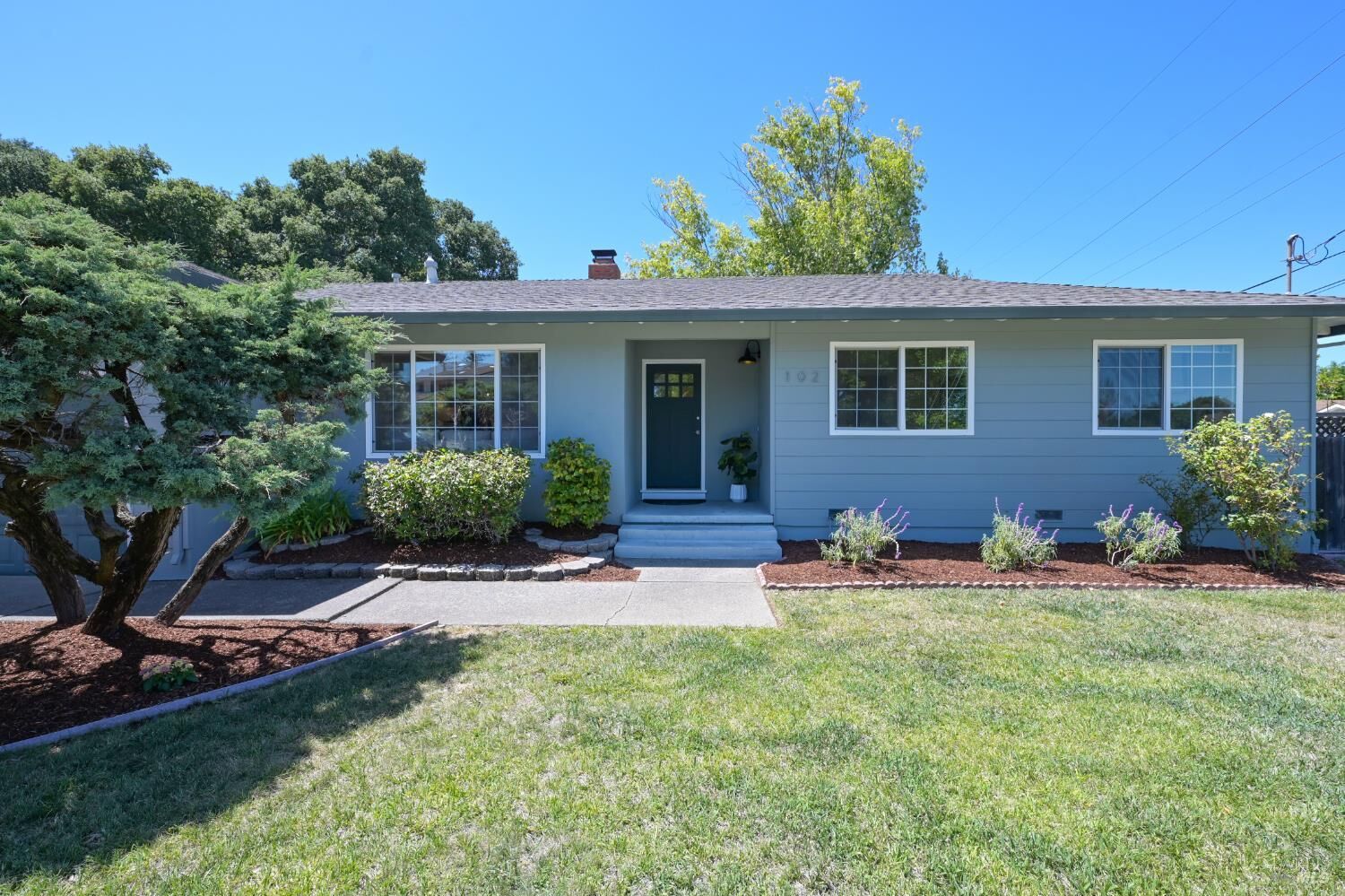 Property Photo: 102 Adams Street CA 94947