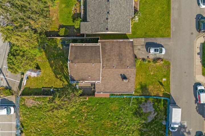 Property Photo: 1253 Hunter Road BC V4L 1Y9