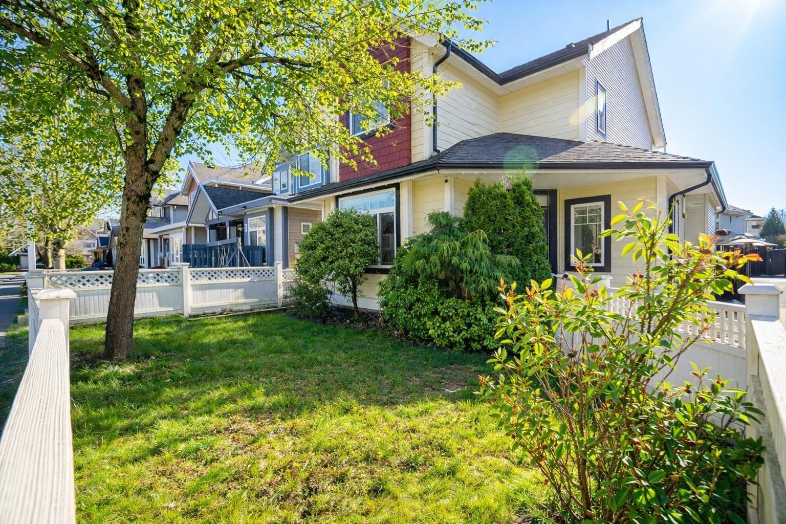 Property Photo: 19914 73A Avenue BC V2Y 3J3