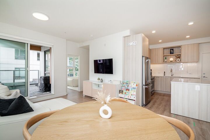 Property Photo: 741 Anskar Court 505 BC V3J 4J3