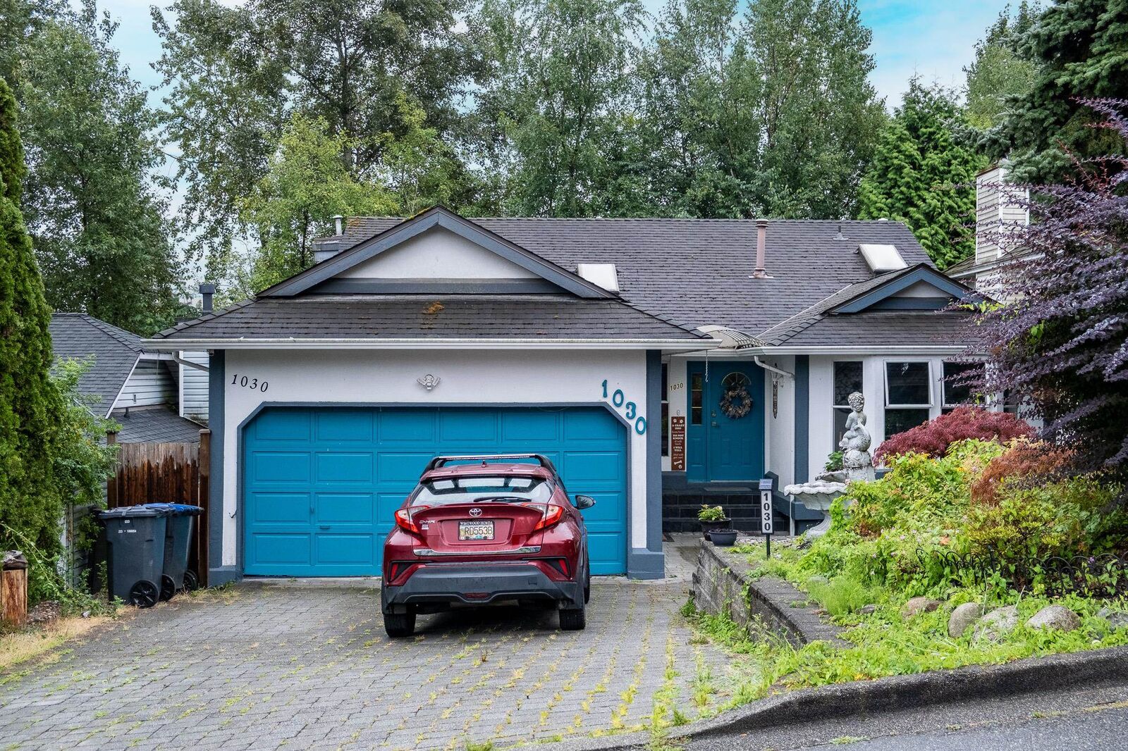 Property Photo: 1030 Yarmouth Street BC V3C 5H4