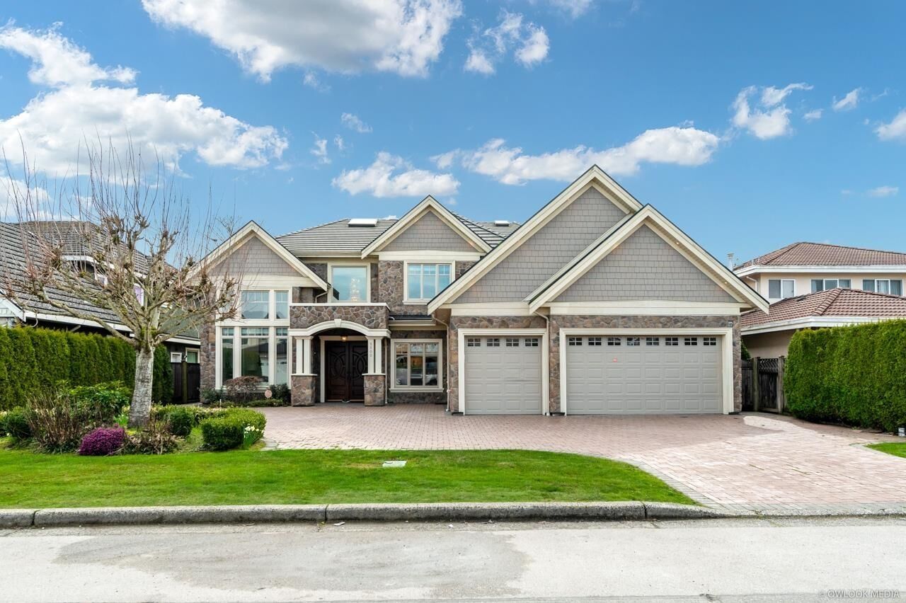 Property Photo:  55xx Chemanius Drive Suite  BC V7C 3B8 