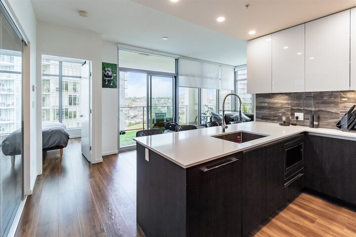 Property Photo: 1888 Gilmore Avenue 1801 BC V5C 0L2