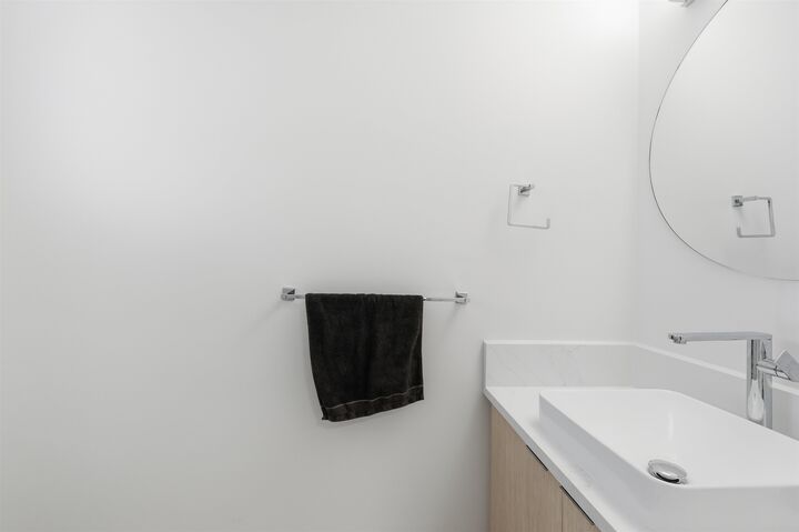 Property Photo: 11556 72A Avenue 24 BC V4C 1A9
