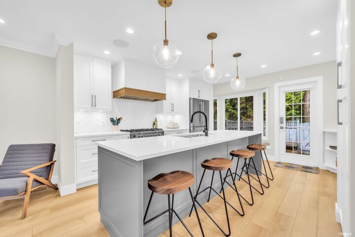 Property Photo: 2600 Beaverbrook Crescent 28 BC V3J 7W6