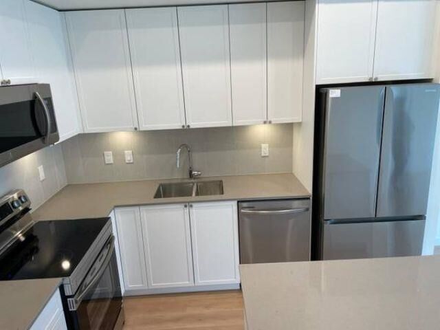 Property Photo:  14778 106 Avenue 617  BC V3R 5Y1 