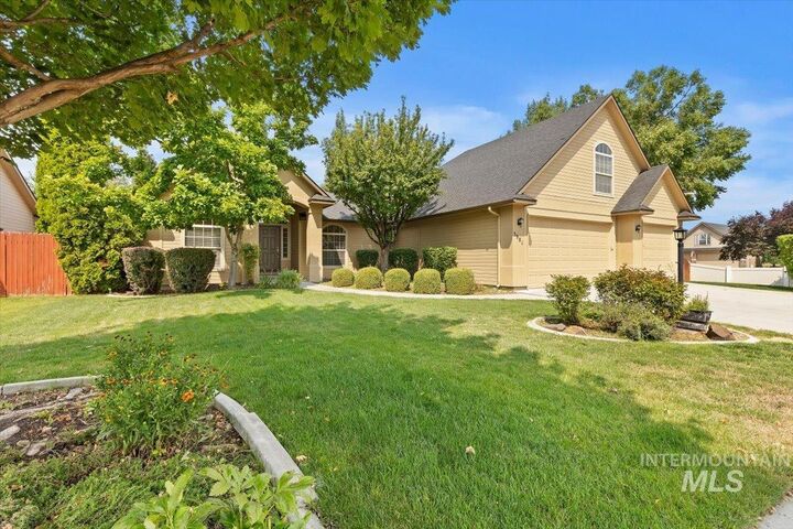 Property Photo: 3901 N Price Way ID 83646