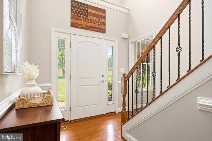 Property Photo:  17123 Sweetwater Court  MD 20637 