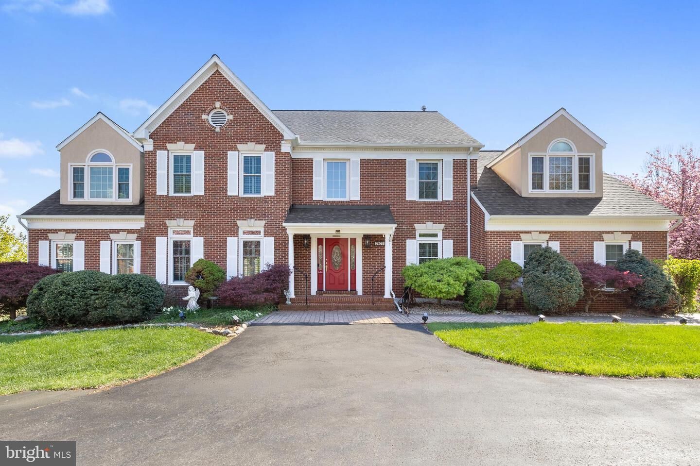 Property Photo:  7573 Fusilier Drive  VA 20186 