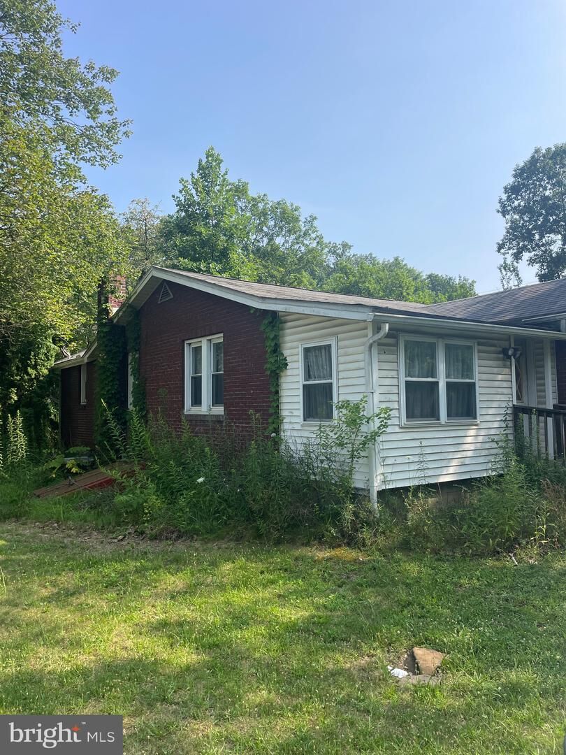 Property Photo:  1147 Braddock Road  MD 21502 