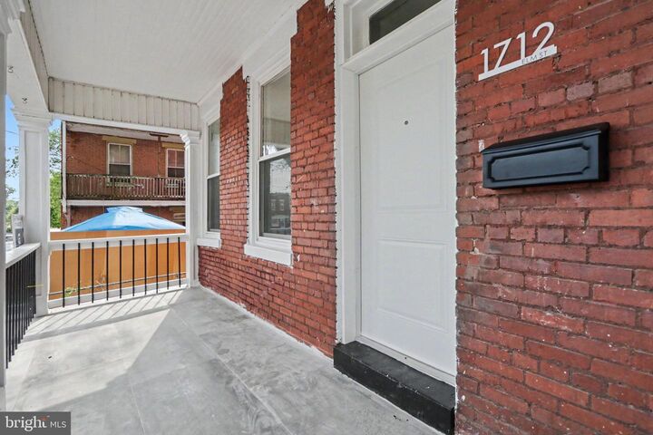 Property Photo:  1712 Elm Street  PA 17103 