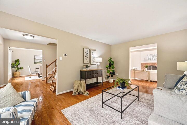 Property Photo: 4955 Bramhope Lane MD 21043
