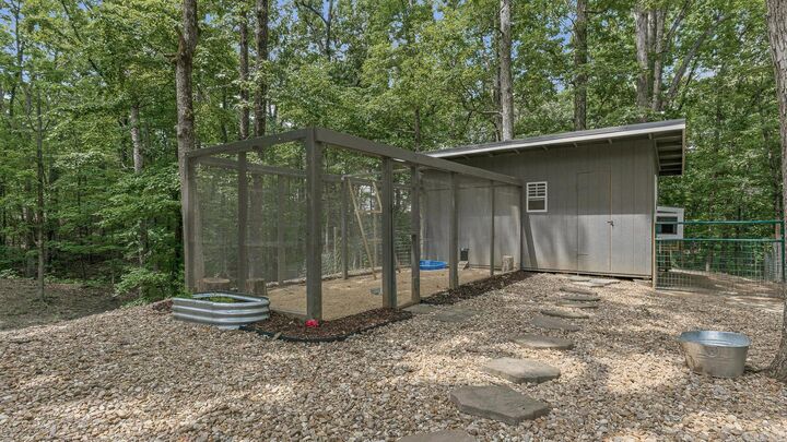 Property Photo:  121 County Road 465  AR 72404 