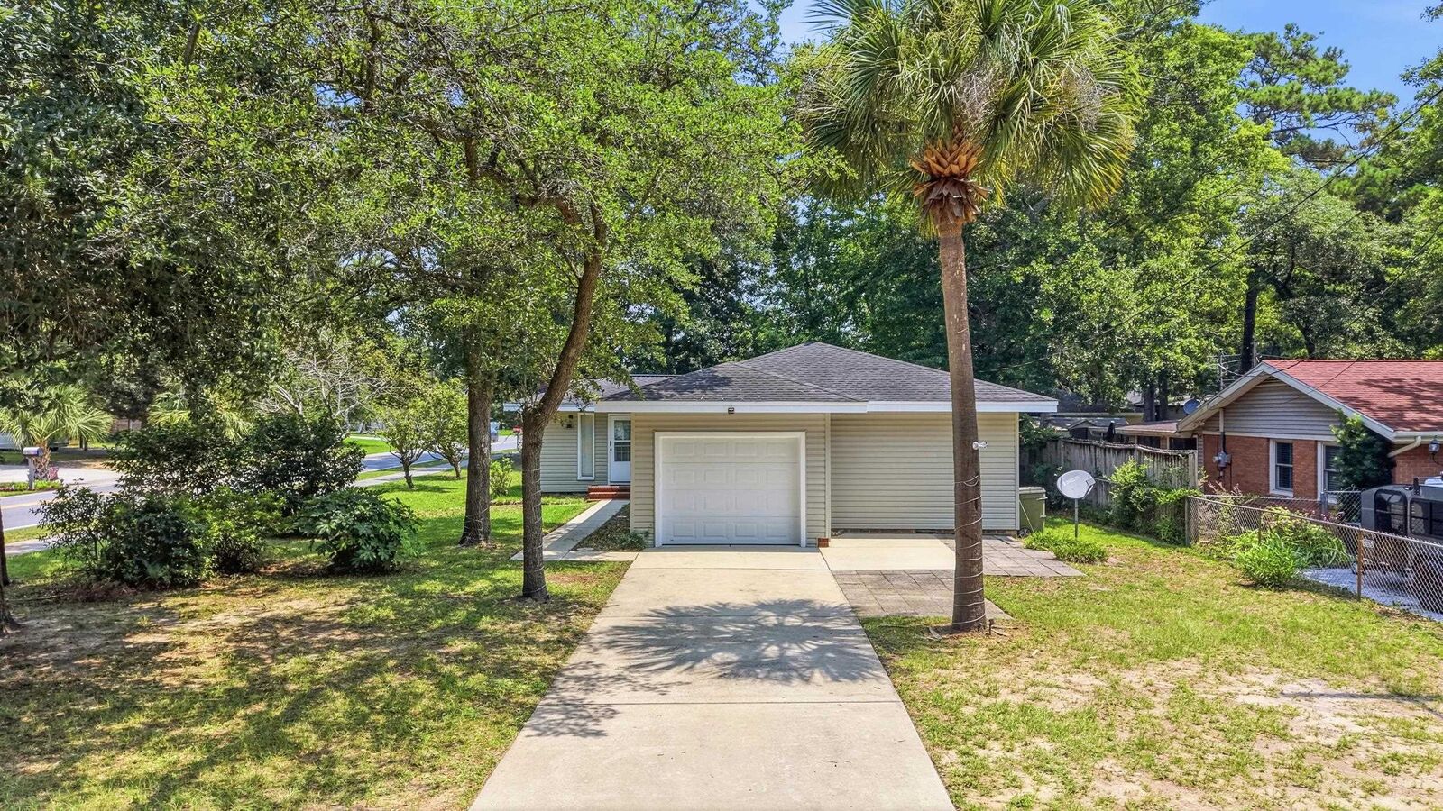 Property Photo:  524 Maple Dr.  SC 29575 
