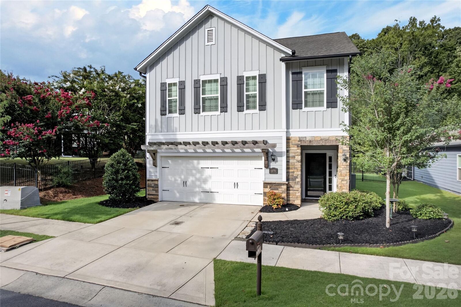 Property Photo: 1879 Felts Parkway SC 29715